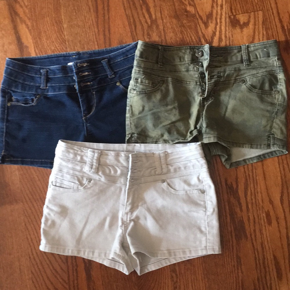 Shorts tan blue jean camo size 5
